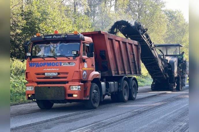 Михаил Евраев поздравил работников дорожного хозяйства с профессиональным праздником