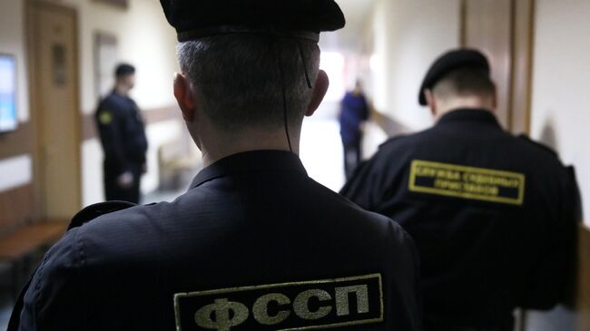 В ФССП рассказали об ограничениях на выезд должников из России