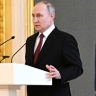 Путин вручил "Золотые Звезды" героев военной медсестре и главврачу