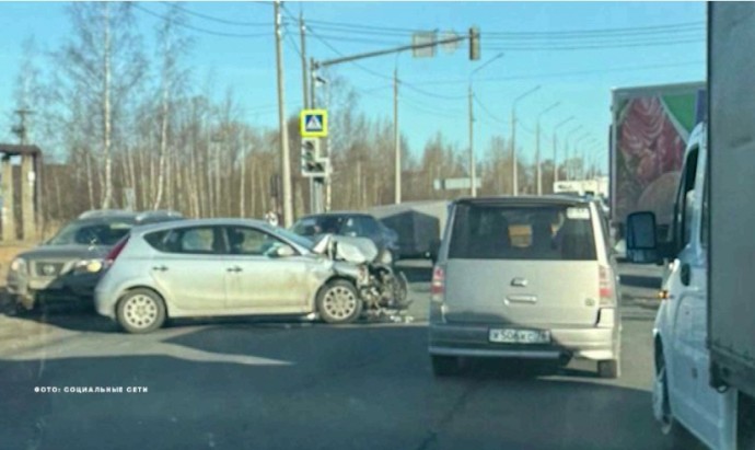 ДТП второй день подряд: на окружной дороге в Ярославле столкнулись иномарка и грузовик