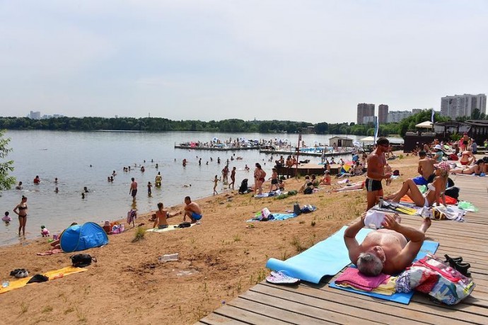 Роспотребнадзор закрыл 10 купальных зон в Москве Роспотребнадзор закрыл 10 купальных зон в Москве