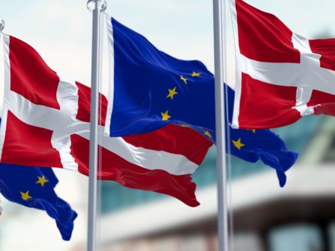 Председательствующая в Совете ЕС Дания отказалась от идеи ввести контроль за перепиской граждан