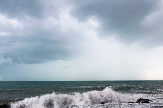 В Сочи и Сириусе объявили опасность атаки беспилотников В Сочи и Сириусе объявили опасность атаки беспилотников