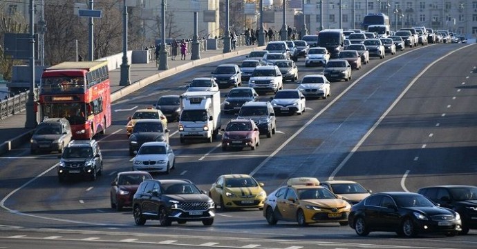 ТАСС: возраст более 72% автомобилей в России превышает 10 лет