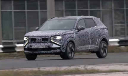 «АвтоВАЗ» показал видео с ходовых испытаний нового кроссовера Lada Azimut