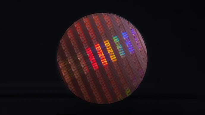 Руководство Intel невольно подтвердило задержку с выходом Panther Lake, пытаясь опровергнуть слухи