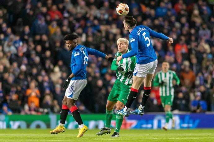 Кокорин пропустит два месяца из-за операции Кокорин пропустит два месяца из-за операции