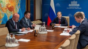 Денис Мантуров провёл заседание Государственной пограничной комиссии