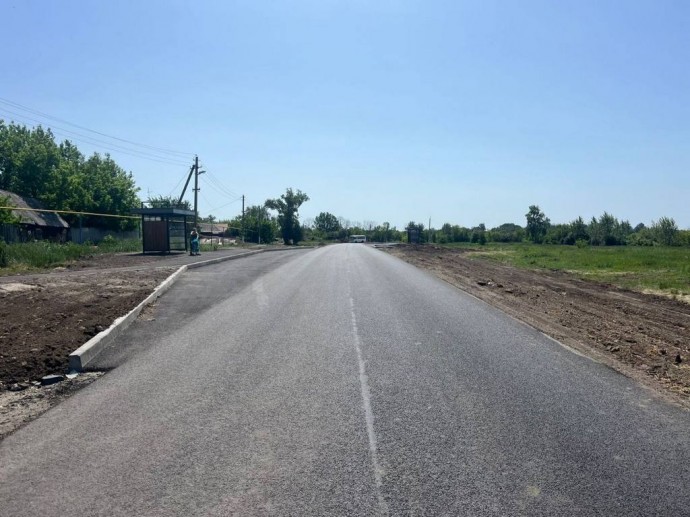 В Корочанском районе завершают ремонт дороги, проходящей через село Бубново