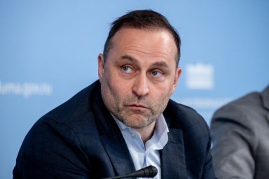 В Госдуме назвали американца Изнера мужественным за призыв вернуть флаг России теннисистам