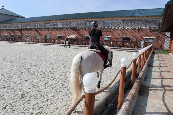 В Пермском крае определен подрядчик для строительства ипподрома в поселке Ферма В Пермском крае определен подрядчик для строительства ипподрома в поселке Ферма