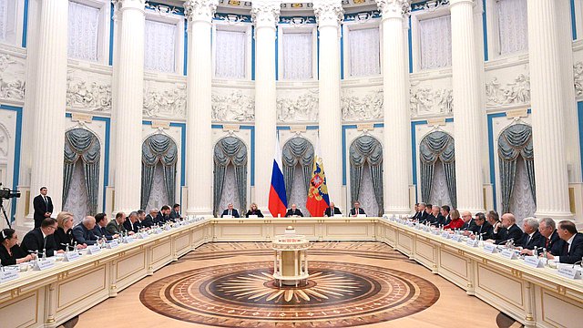 Владимир Васильев: история знает множество многонациональных семей великих людей, чьими достижениями гордится страна Владимир Васильев: история знает множество многонациональных семей великих людей, чьими достижениями гордится страна