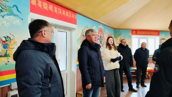 Глава Бурятии выехал с рабочей поездкой в Окинский округ Глава Бурятии выехал с рабочей поездкой в Окинский округ