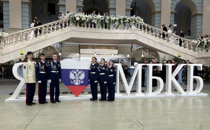 Ярославские школьники отправятся на Международный кремлевский благотворительный кадетский бал Ярославские школьники отправятся на Международный кремлевский благотворительный кадетский бал