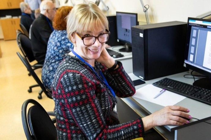 «Всем, кто старше 56 лет». Пенсионеров призвали оформить новую льготу с 5 декабря «Всем, кто старше 56 лет». Пенсионеров призвали оформить новую льготу с 5 декабря