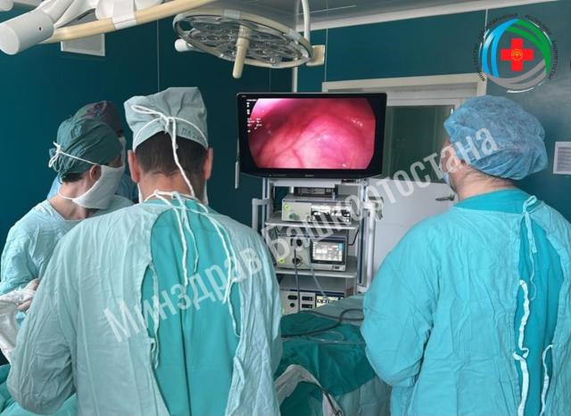 В Уфе врачи удалили рыбную кость из пищевода 9-летнего мальчика В Уфе врачи удалили рыбную кость из пищевода 9-летнего мальчика