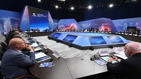 Михаил Мишустин проводит совещание с членами Правительственной комиссии по вопросам социально-экономического развития Северо-Кавказского федерального округа Михаил Мишустин проводит совещание с членами Правительственной комиссии по вопросам социально-экономического развития Северо-Кавказского федерального округа
