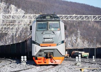 Семь новых магистральных тепловозов вышли на маршруты в Приамурье