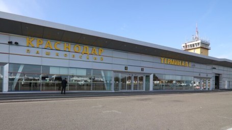 В трех аэропортах сняли ограничения на полеты