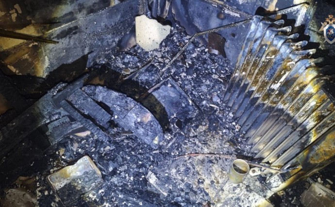 Тело 56-летнего мужчины нашли при тушении пожара в Невельске