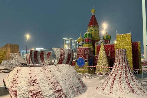 Площадь Благовещенска к Новому году украсит гигантская матрешка и 11-метровый Кремль
