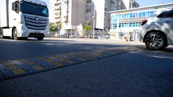 Улица Яблочкова в Астрахани вошла в число самых проблемных по ДТП