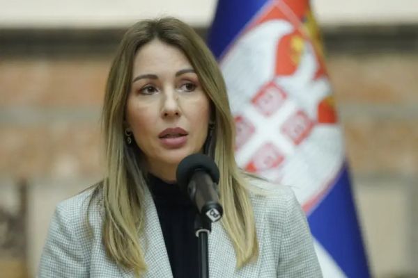 Сербия нашла выход из санкций: топливо увели у Украины Сербия нашла выход из санкций: топливо увели у Украины