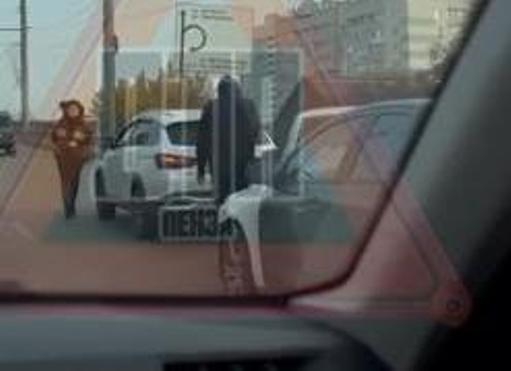 Пензенцы сообщают о тройном ДТП в Терновке Пензенцы сообщают о тройном ДТП в Терновке