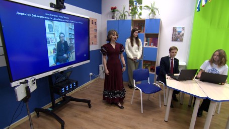 В Приморском и Кировском районах открылись IT-пространства для школьников