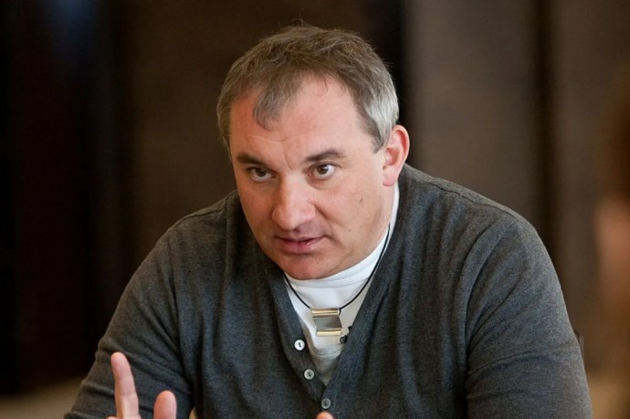 Самый хитрый патриот. О чем молчит «сбежавший» Николай Фоменко