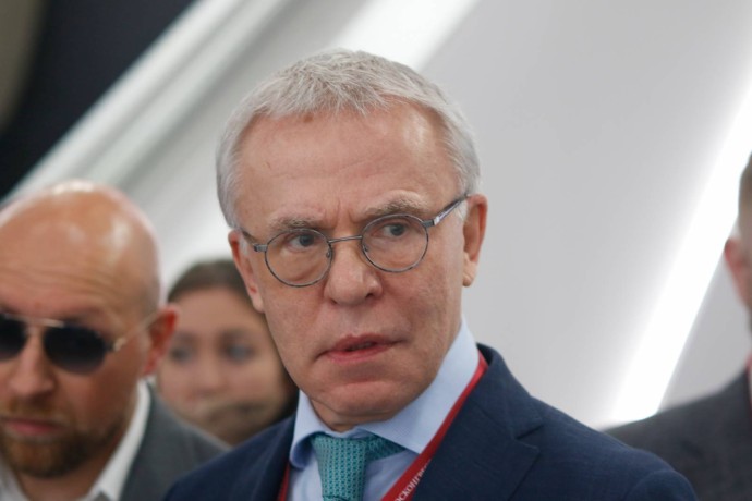 Фетисов высказался о неверно засчитанной шайбе СКА в ворота «Автомобилиста»