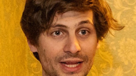 Александр Молочников сделал выбор: почему он не вернётся в Россию