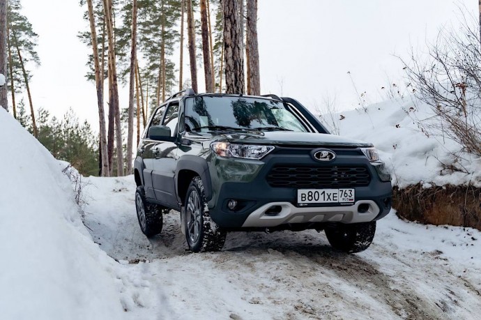 Эксперт раскритиковал Lada Niva Travel: тесный салон, «прожорливость» и другие недостатки внедорожника