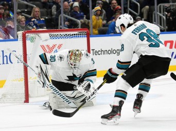 «Сан-Хосе» дома уверенно обыграл «Нью-Джерси», Орлов сделал ассист