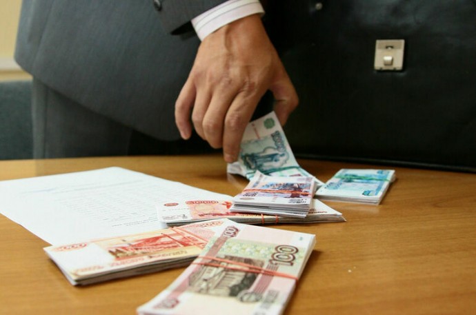 Депутат Миронов предложил ввести налог на сверхприбыль банков и сырьевых компаний