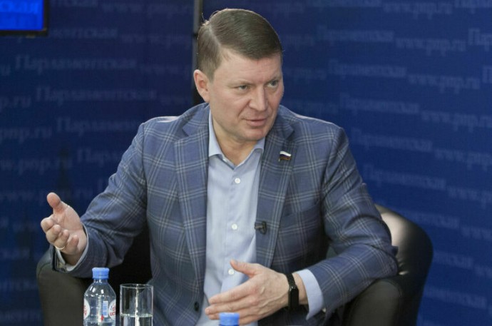 Курьеров на электровелосипедах хотят прогнать с тротуаров