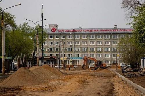 Часть улицы Горького отремонтируют в Благовещенске до конца июня