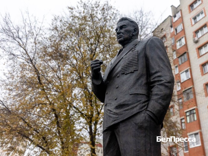 Больше чем боевое братство. В Губкине установили памятник генералу армии Василию Маргелову