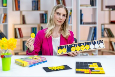 Учиться и общаться: как дефектологи помогают столичным ученикам с особенностями развития