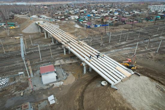 Более половины работ выполнили на реконструкции путепровода на станции Батарейной в Иркутске