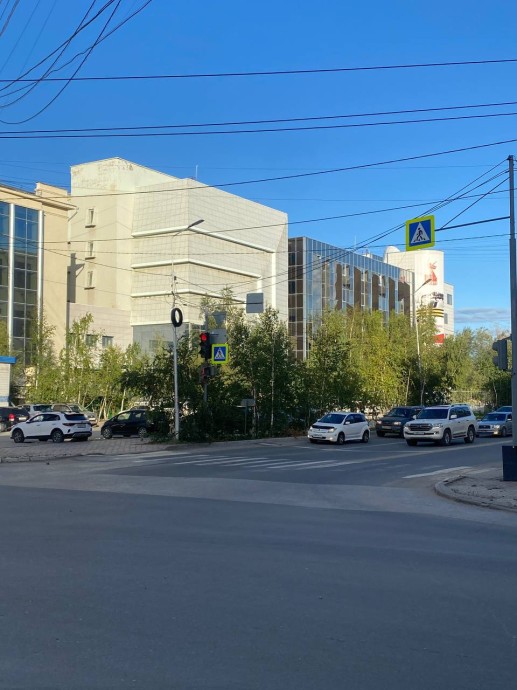 Житель Якутска помог обезопасить перекресток в центре города Житель Якутска помог обезопасить перекресток в центре города