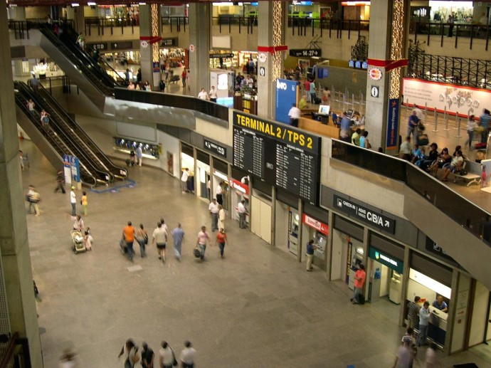 В Бразилии отменили самое обидное авиаправило — теперь пассажиры защищены