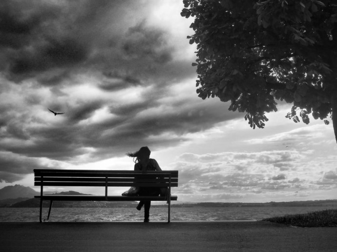 Феномен отровертов: почему некоторые люди чувствуют себя лишними даже среди друзей