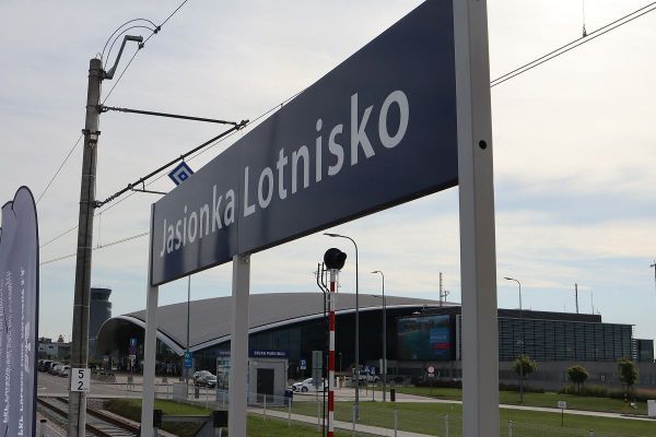 Ключ доступа к Украине: Судьба военного хаба в польском Жешуве под вопросом — АВС