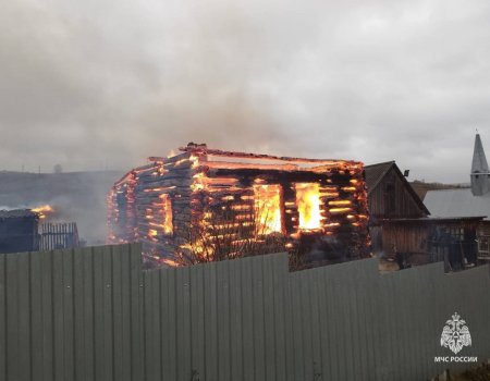 В Башкирии хозяин сгорел вместе с домом В Башкирии хозяин сгорел вместе с домом