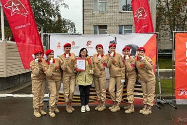 Благовещенские школьницы обошли тысячу соперниц в военно-патриотической игре