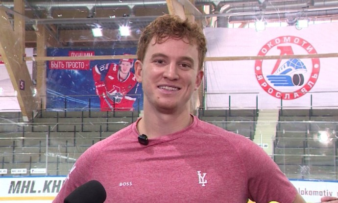 «Локомотив» расстался с канадским защитником Холлоуэллом «Локомотив» расстался с канадским защитником Холлоуэллом