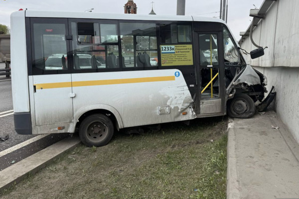 Прокуратура контролирует установление обстоятельств ДТП на Волоколамском шоссе