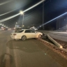 В Улан-Удэ девушка на «Тойоте» сбила опору освещения
