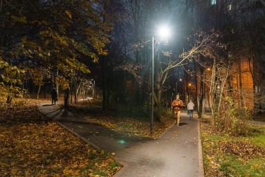 В ЗАО продолжается модернизация системы уличного освещения
